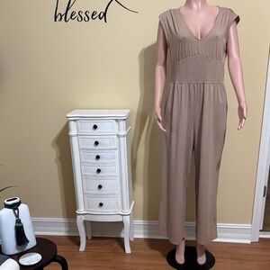 💕Just Be Chic Beige Jumpsuit💕